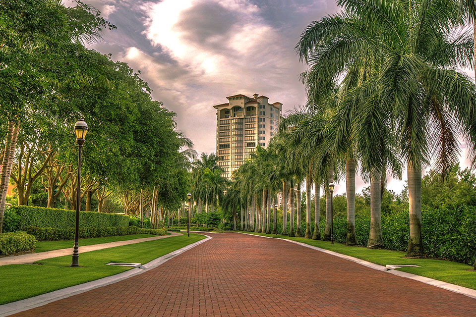 Bay Colony Walking and Bike Paths